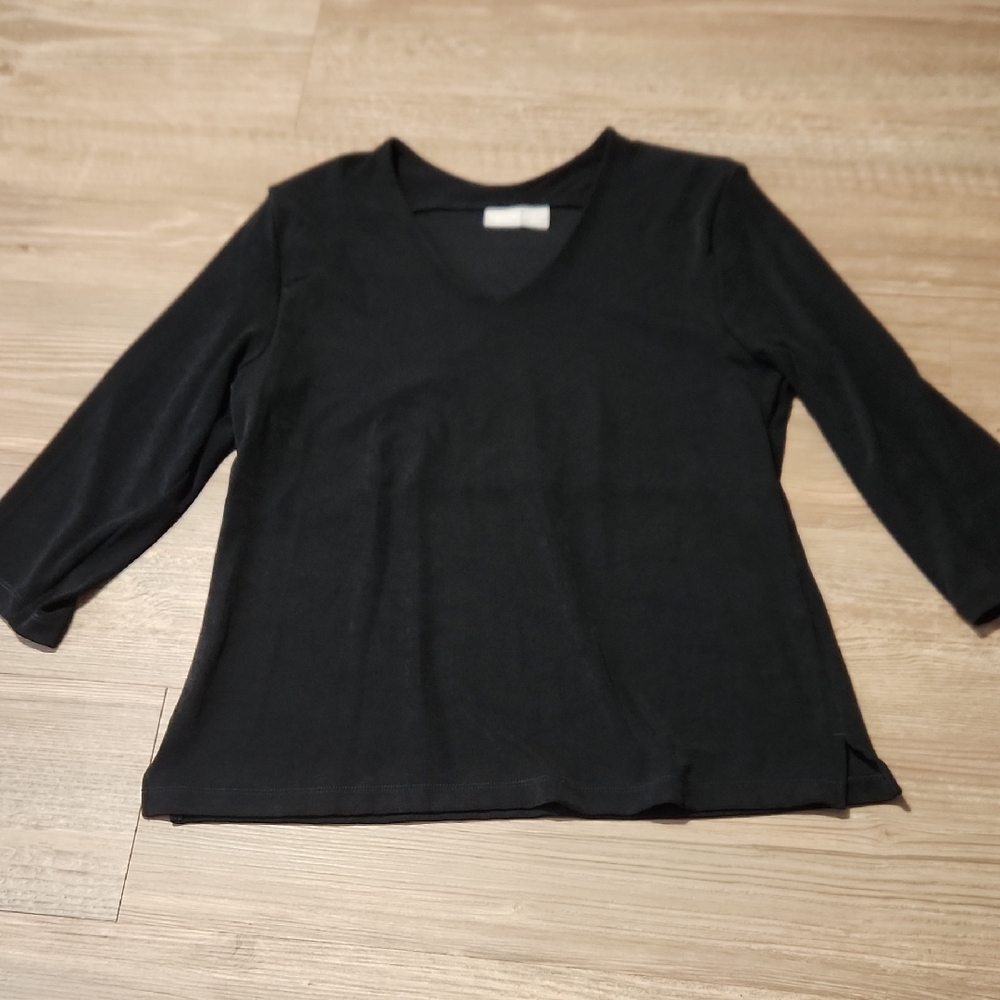 Chicos Mid Sleeve Top